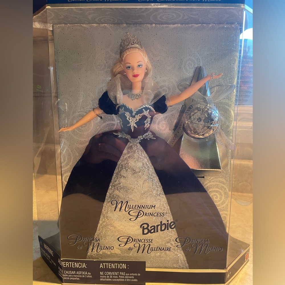 COPY - New in box  2000 Special Millennium Edition - Millennium Princess Barbie…